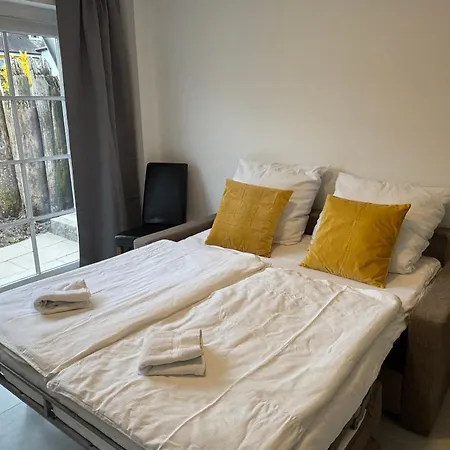 Apartment Ostseebad Goehren Mit Suedterrasse